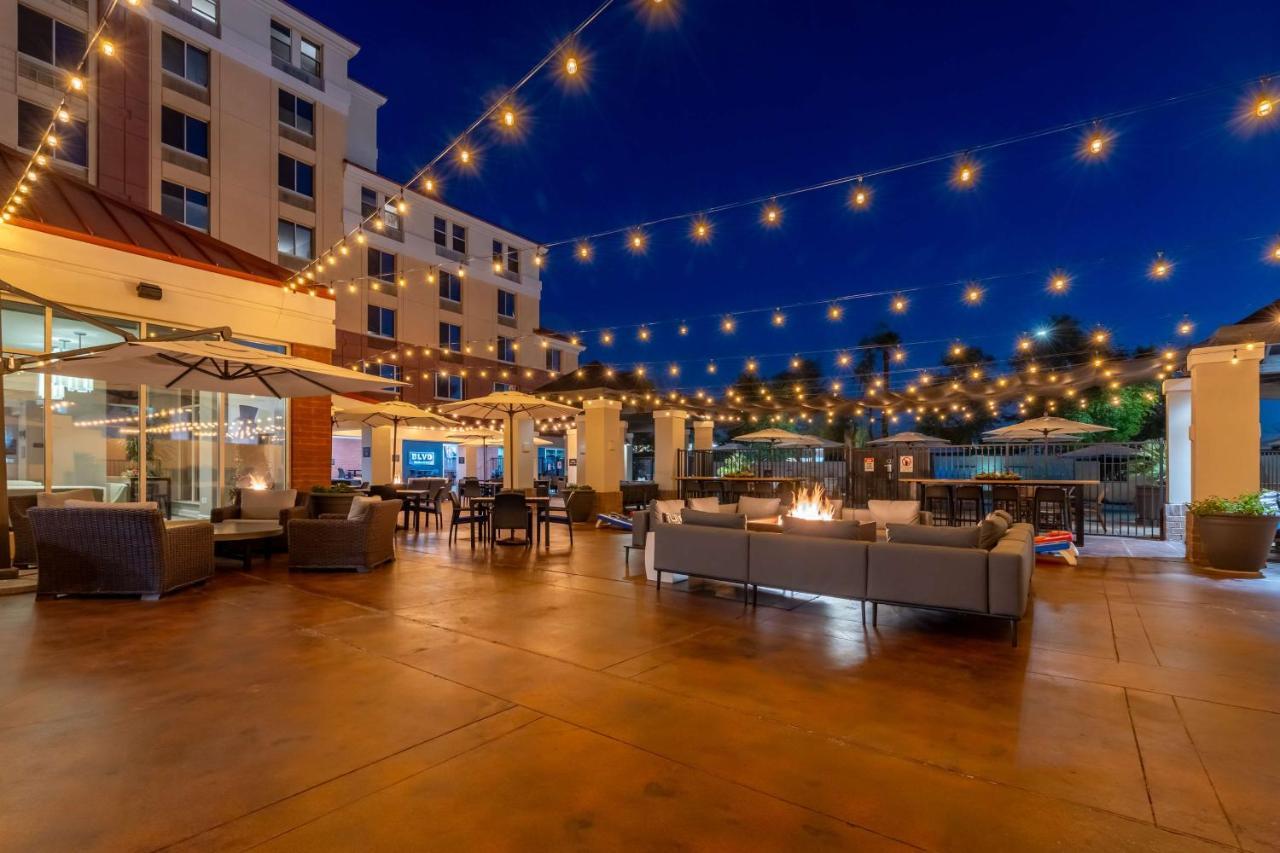 Hilton Garden Inn Scottsdale Old Town מראה חיצוני תמונה