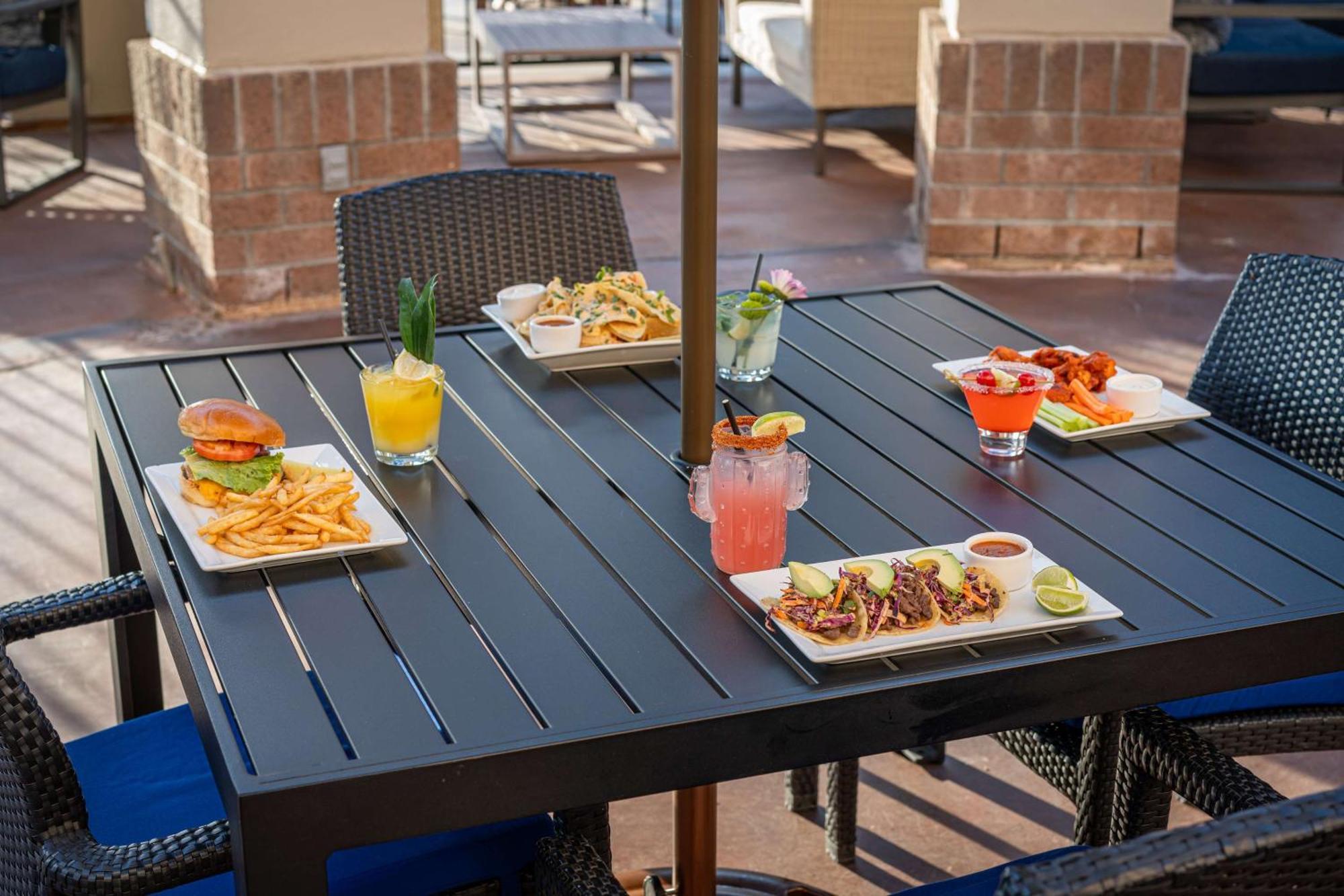 Hilton Garden Inn Scottsdale Old Town מראה חיצוני תמונה